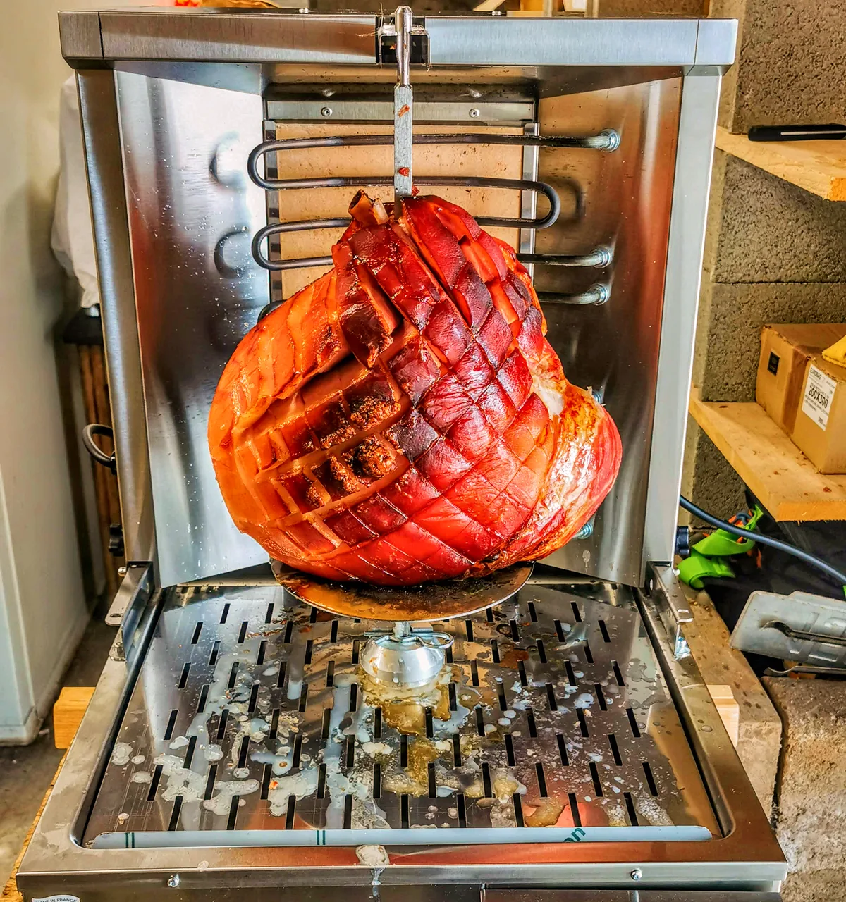 Jambon rôti à la broche